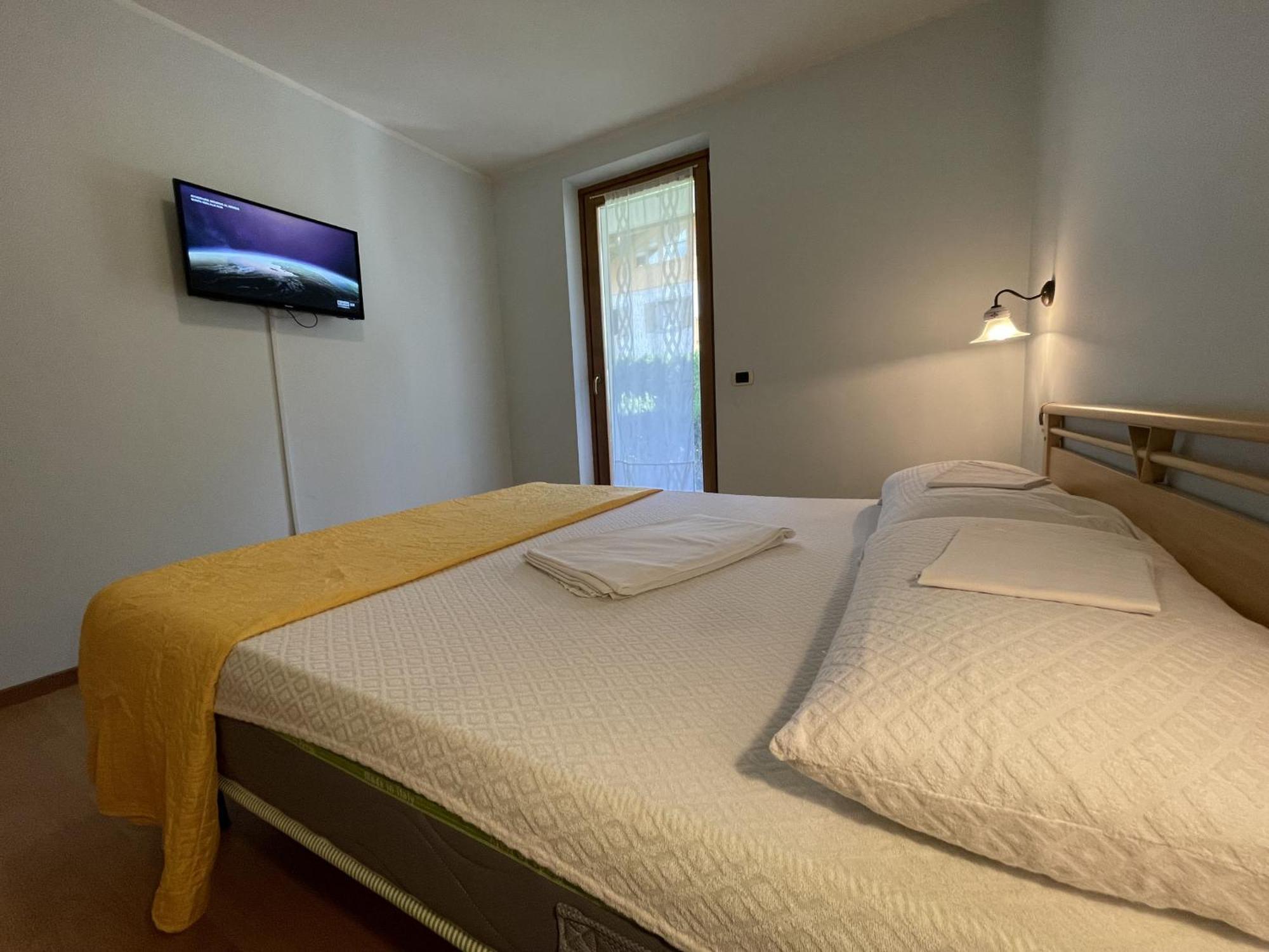 Residence Valentino Пинцоло Экстерьер фото